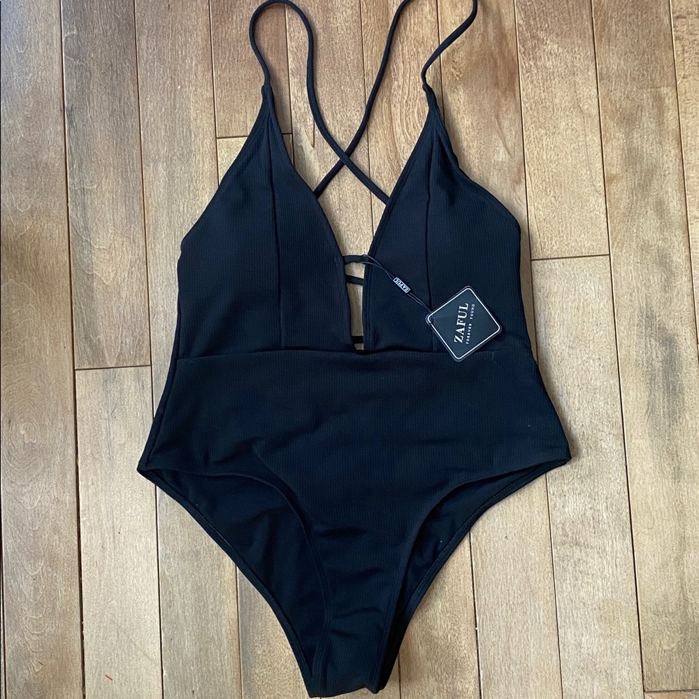 Zaful Black Plunge Neck High Cut One Piece Swimsuit Size XXL NWT Vacation Summer